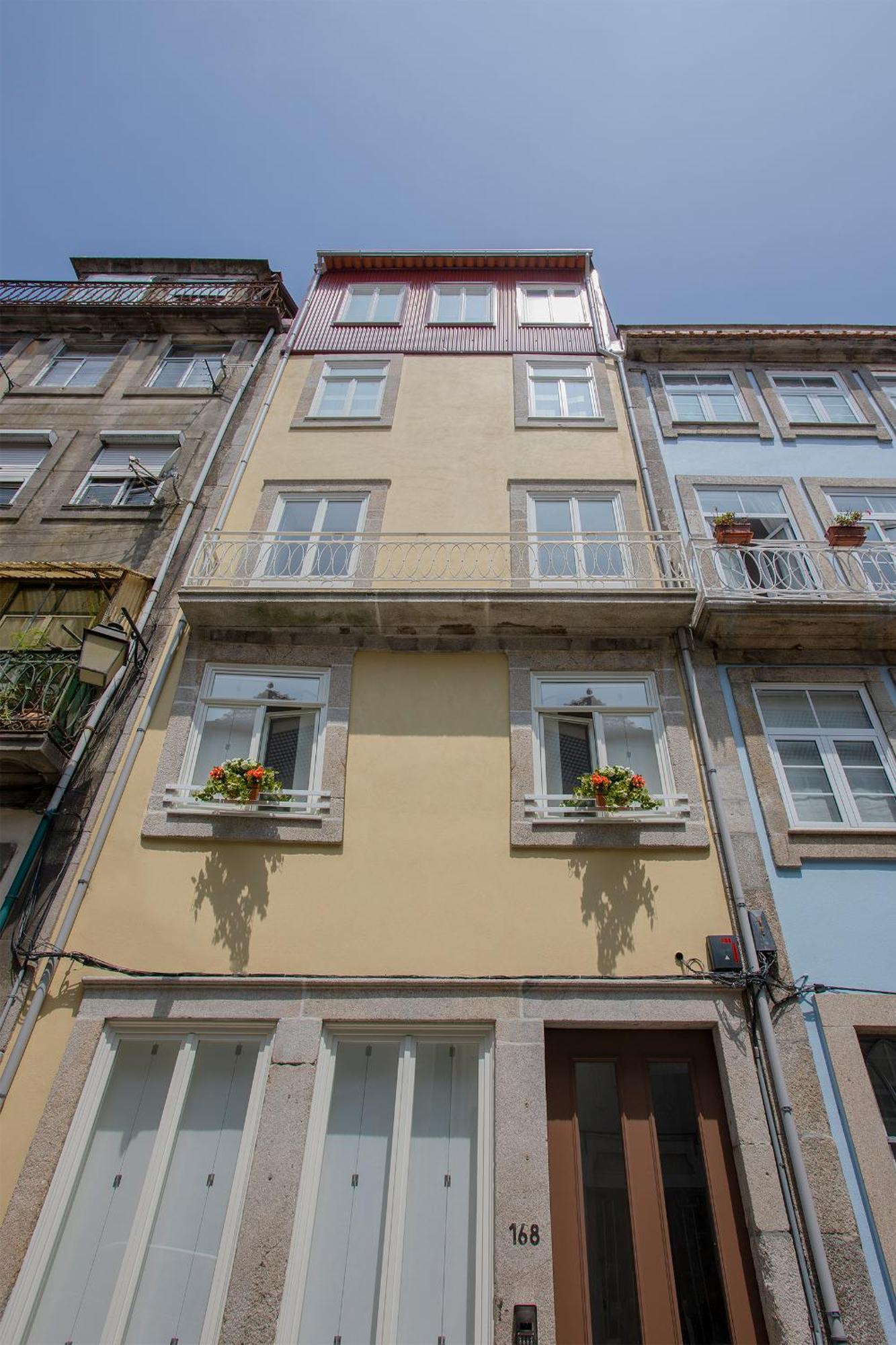 Liiiving In Porto - Clerigos Terrace Apartment Buitenkant foto